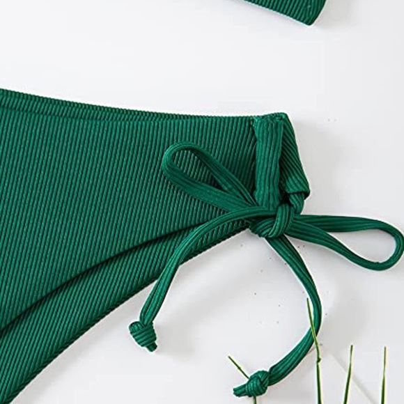 Deep Green Bikini Set - Picture 5 of 8